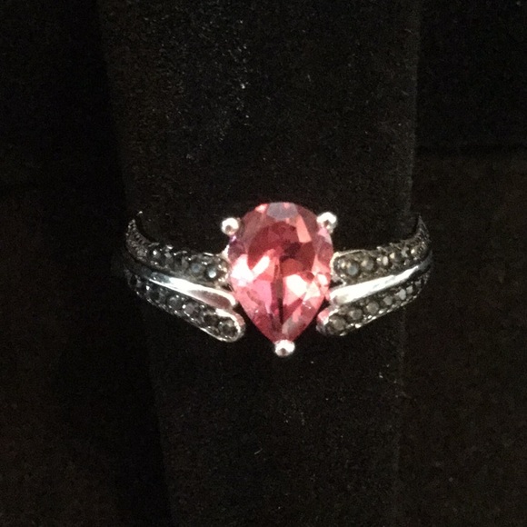 Atlanta Gem & Mineral Show Jewelry - 💎Genuine Pink Topaz & Black Spinel Ring💎